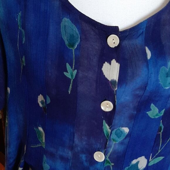 LaCera blue print dress  - Picture 2 of 6